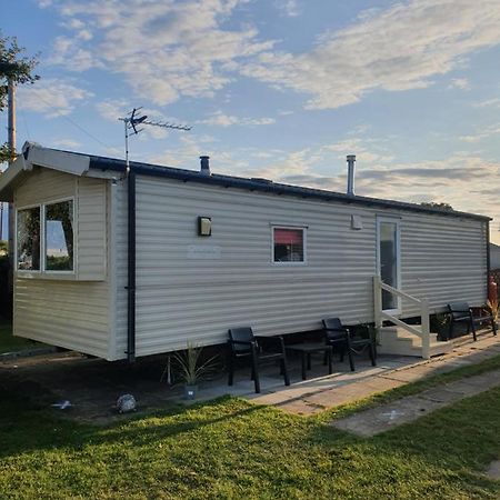 Fantasy Island King Fisher 8Berth 401 อินโกลด์เมลส์ ภายนอก รูปภาพ