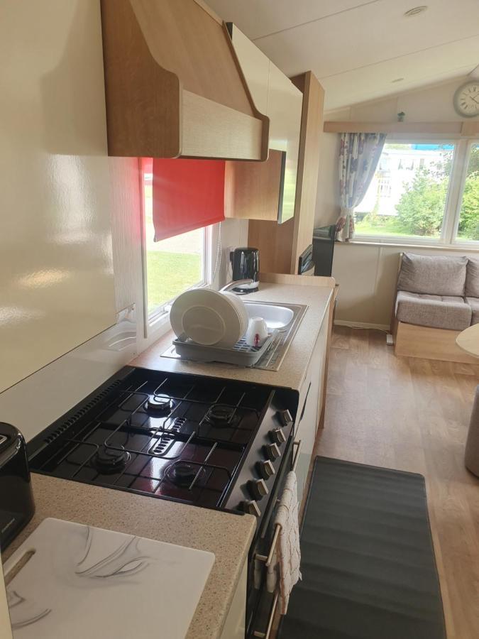 Fantasy Island King Fisher 8Berth 401 อินโกลด์เมลส์ ภายนอก รูปภาพ
