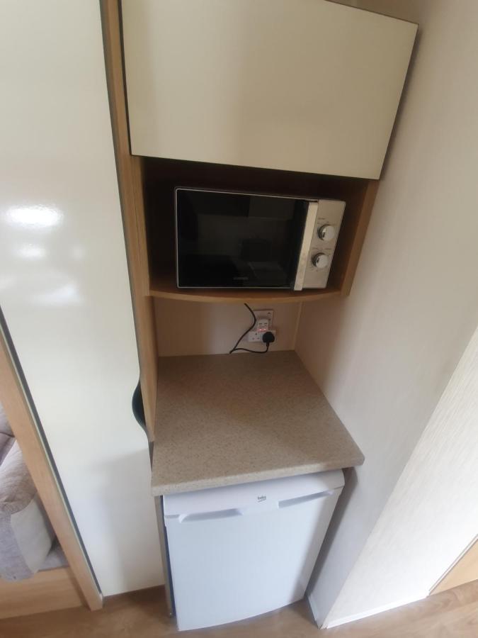 Fantasy Island King Fisher 8Berth 401 อินโกลด์เมลส์ ภายนอก รูปภาพ